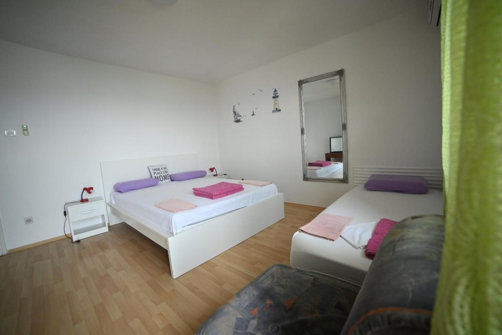 Apartments Feral 2 Baška Voda Eksteriør bilde