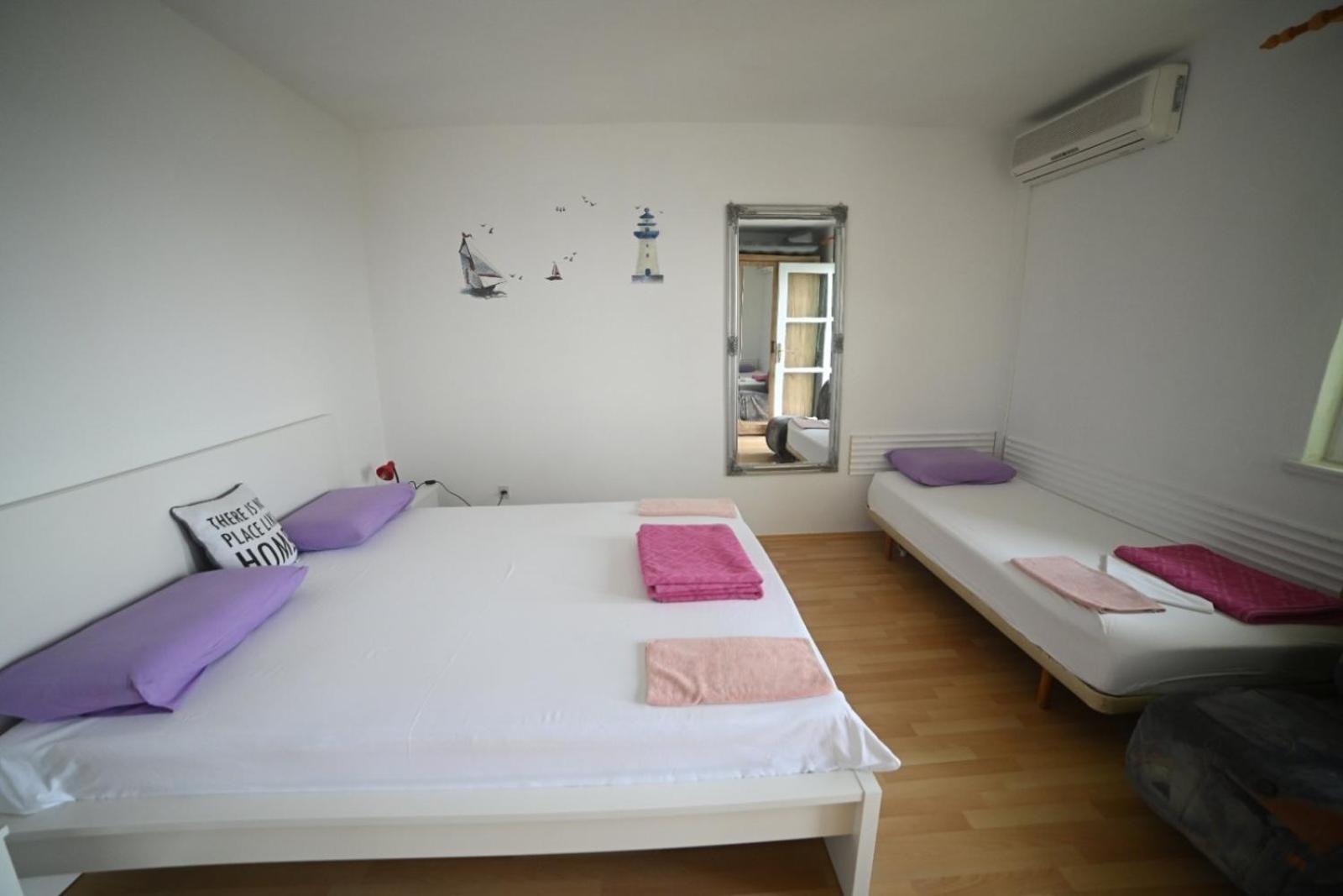 Apartments Feral 2 Baška Voda Eksteriør bilde