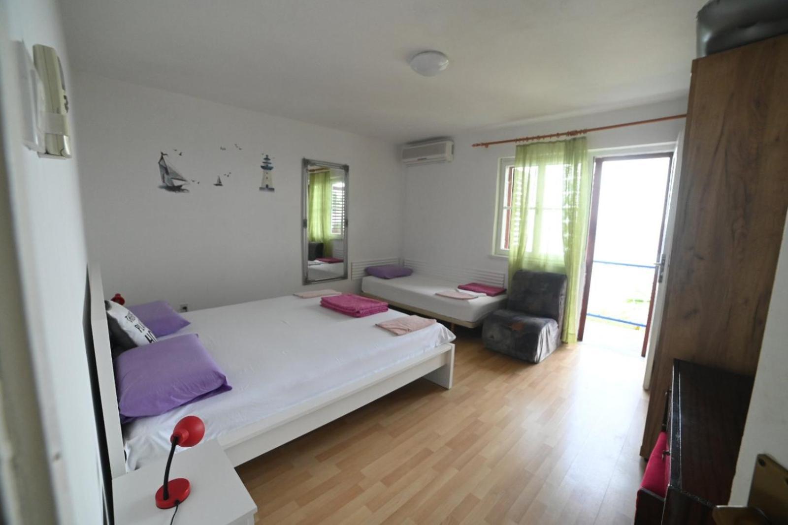 Apartments Feral 2 Baška Voda Eksteriør bilde