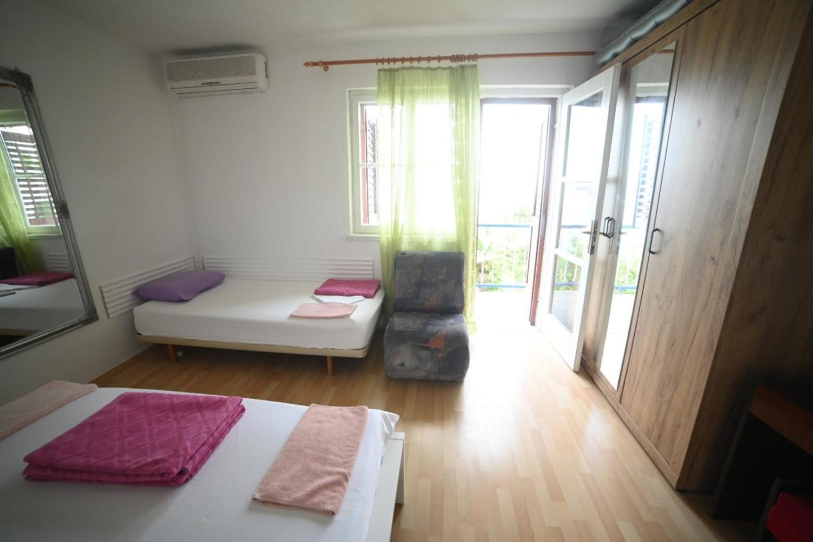 Apartments Feral 2 Baška Voda Eksteriør bilde