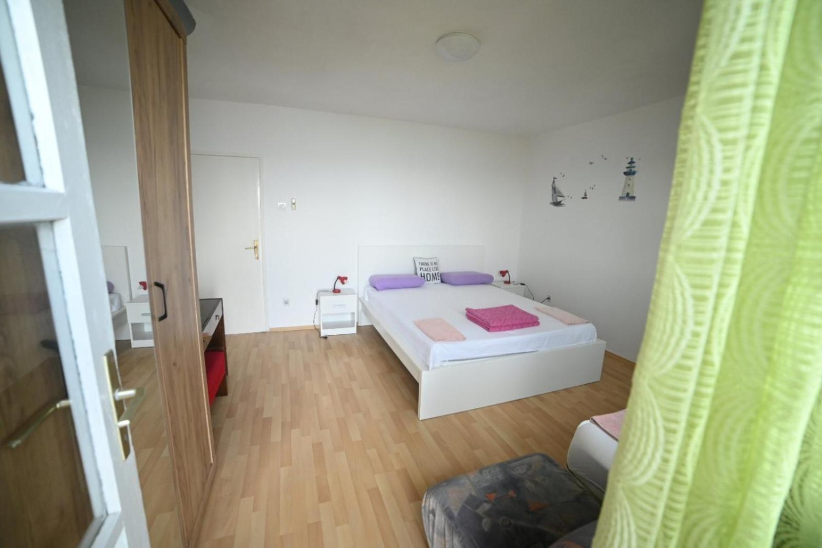 Apartments Feral 2 Baška Voda Eksteriør bilde