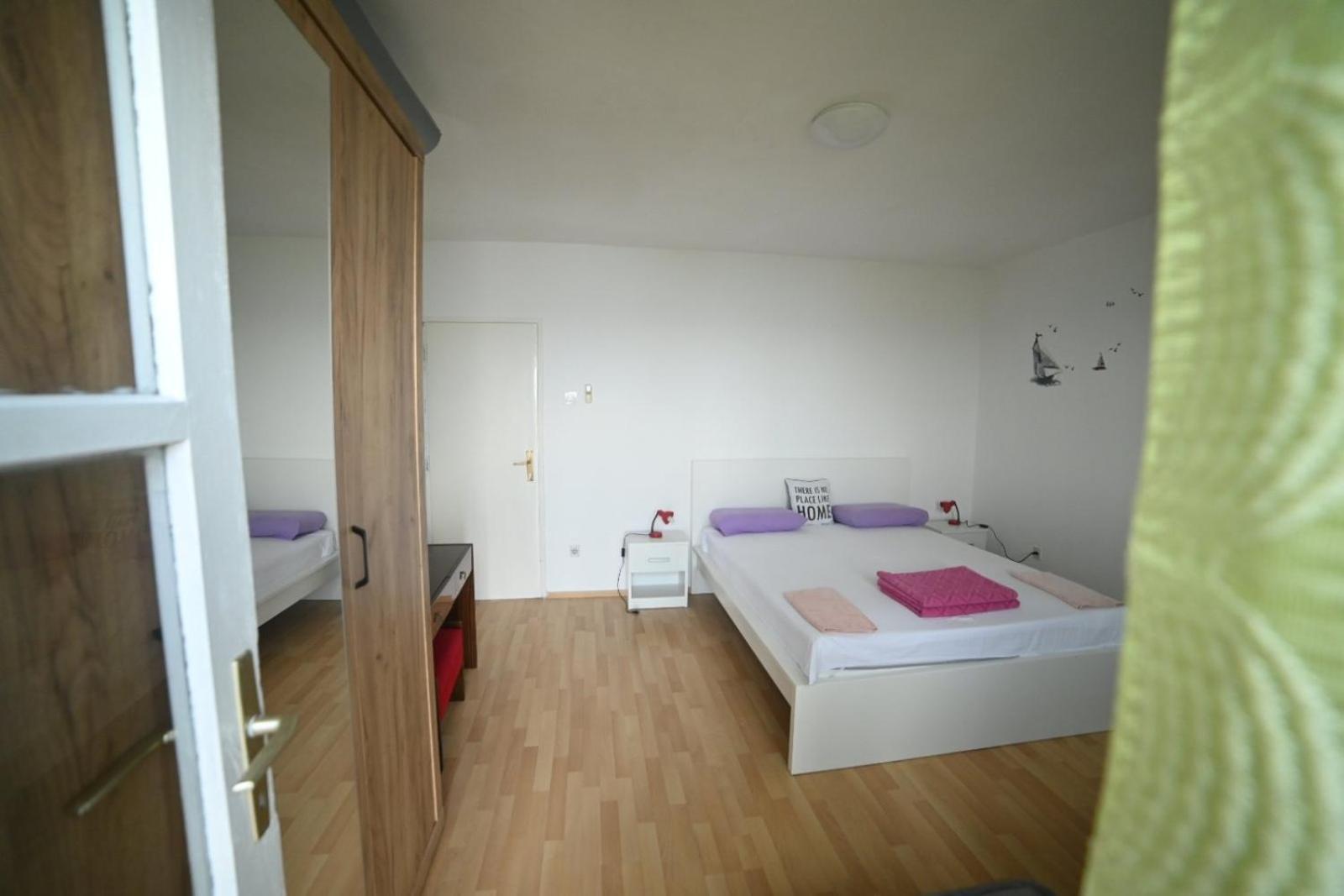 Apartments Feral 2 Baška Voda Eksteriør bilde